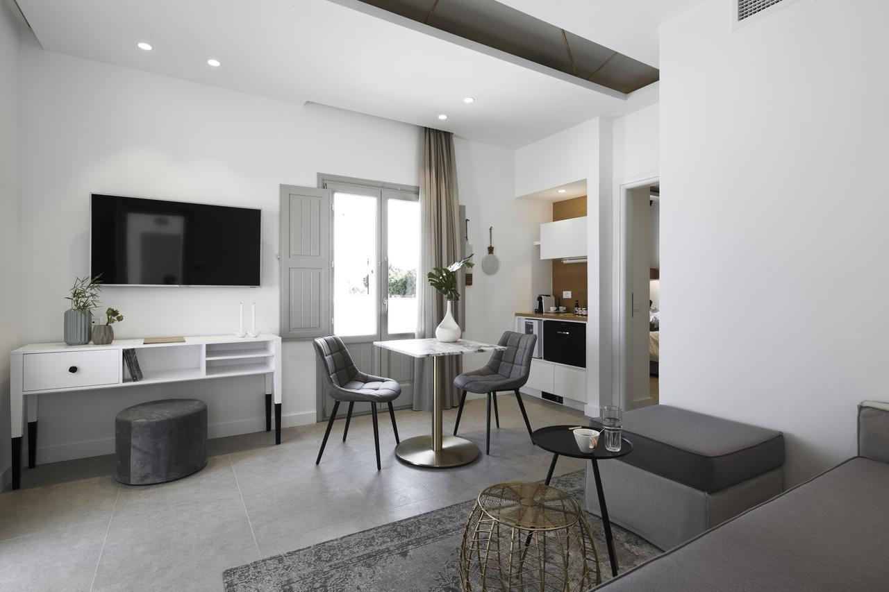 Altera Pars Suites Мессария Экстерьер фото